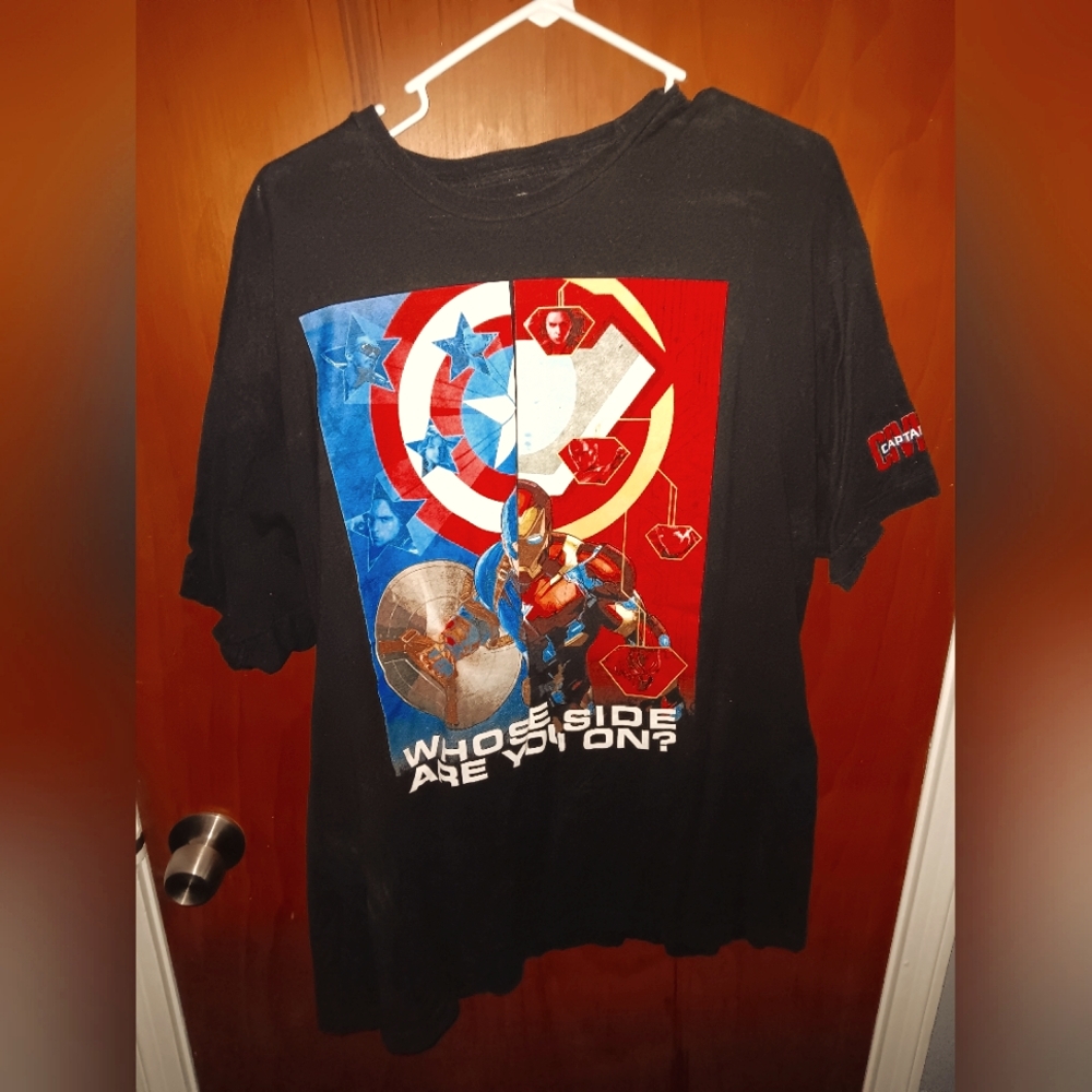 Captain America Civil War t shirt men's XXL used